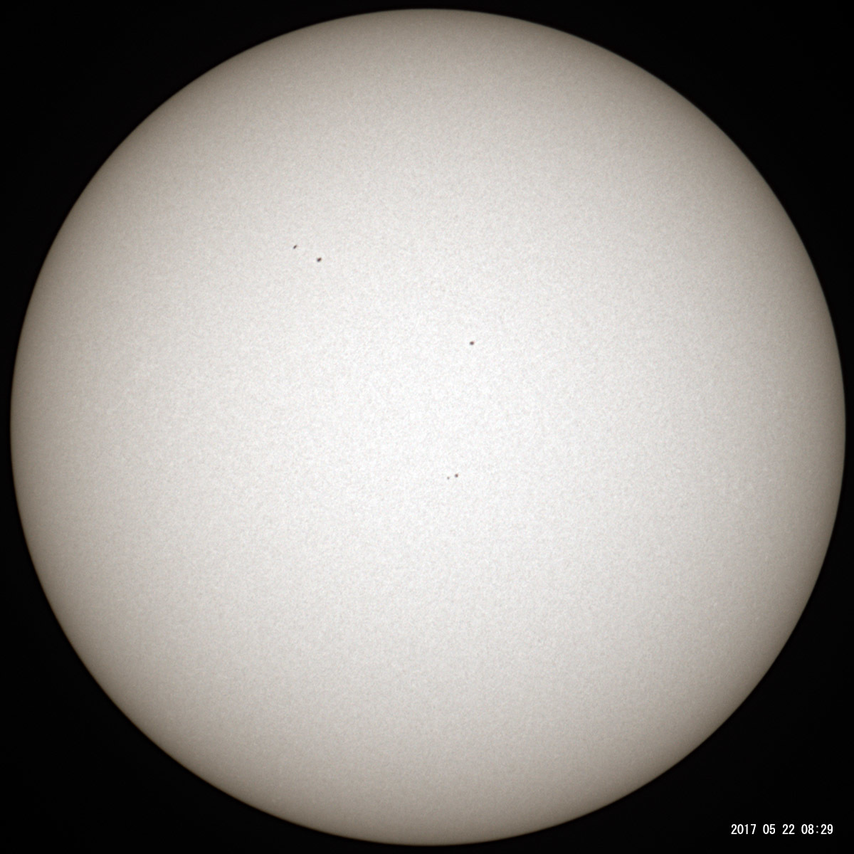 5月22日の太陽_e0174091_09401493.jpg