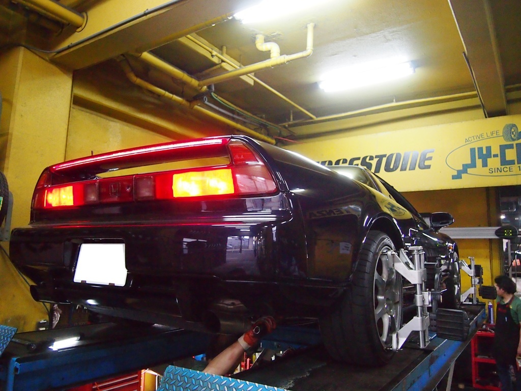 復刻版ビルシュタインショックアブソーバーを初代NSXに装着です。_e0188729_18110137.jpg