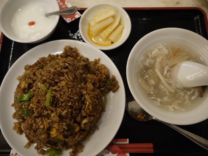 魚屋が経営する海鮮がウリの安くて旨い中華料理店！華錦飯店＠横浜中華街_a0122931_12243089.jpg