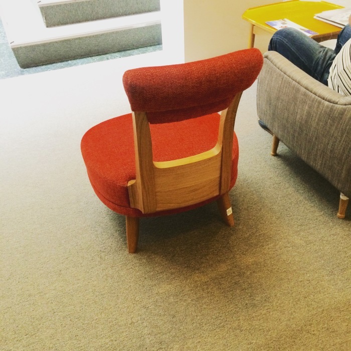 ユミッフィー様 IDEE イデー 村野藤吾 SWAN CHAIR 35万 オーク 受注生産品】SWAN CHAIR｜リビング・ダイニングチェア｜IDEE