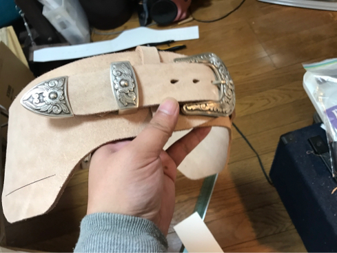 Bibian 比比昂 - 本革ショルダーホルスター 4インチリボルバー用