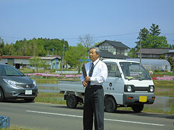 田植え体験(上目黒小・枝野小)_d0247484_122542.jpg