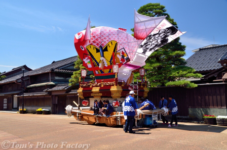 富山散歩 県東部3 岩瀬曳山車祭 東のけんか山 Tomの一人旅 気のむくまま 足のむくまま