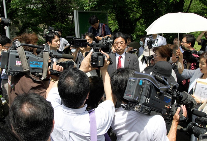 初公判が決まった!6月30日10時東京地裁_e0068696_6502456.jpg