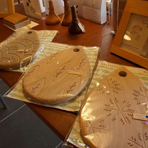 暮らしらぼ 岡山店 新しい”板”入りました_b0211845_16484308.jpg