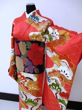 昭和チック振袖_b0159571_11414099.jpg