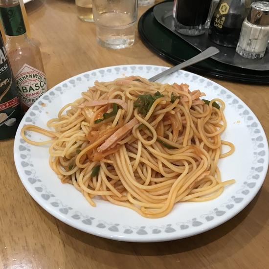久々の「洋食おがわ」で海老フライ♪ (西八王子)_c0212604_12545539.jpg