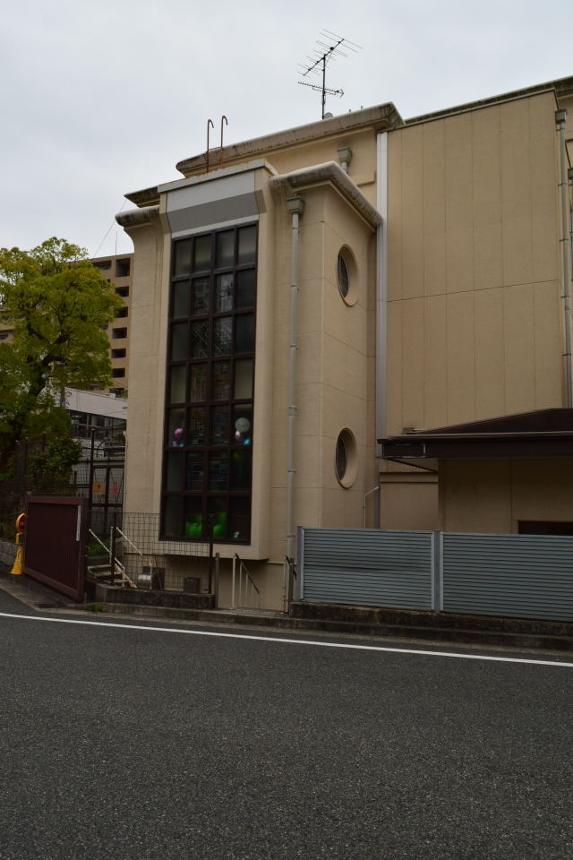 神戸市中山手通の北野工房のまち(昭和モダン建築再訪)_f0142606_08393988.jpg