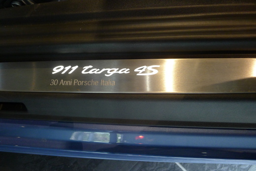 italia30台限定モデルの911タルガ_a0129711_10015636.jpg
