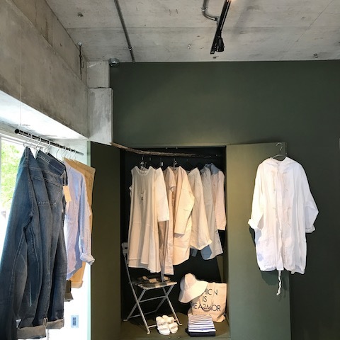 Debby 店内へ　GO !!!!!_d0364239_13445551.jpg