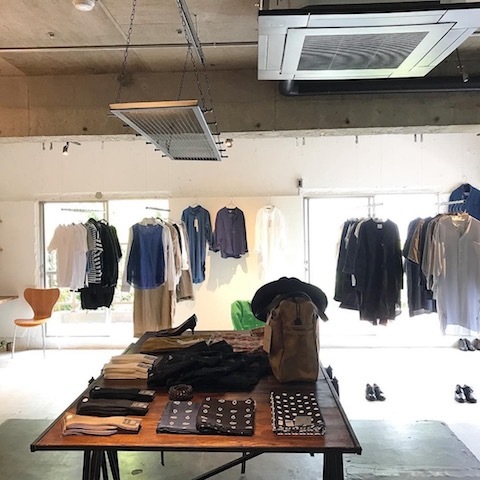 Debby 店内へ　GO !!!!!_d0364239_13484696.jpg