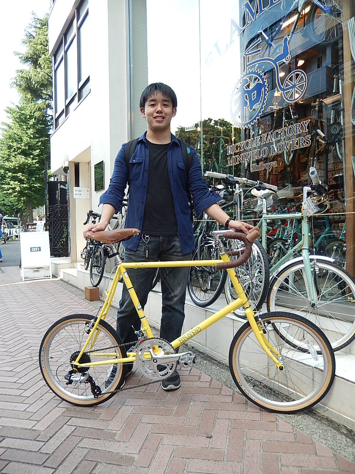 5月28日 渋谷 原宿 の自転車屋 FLAME bike前です_e0188759_18193429.jpg