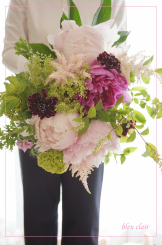 芍薬を花束に 花の香りとともに 芍薬を花束に 花の香りとともに