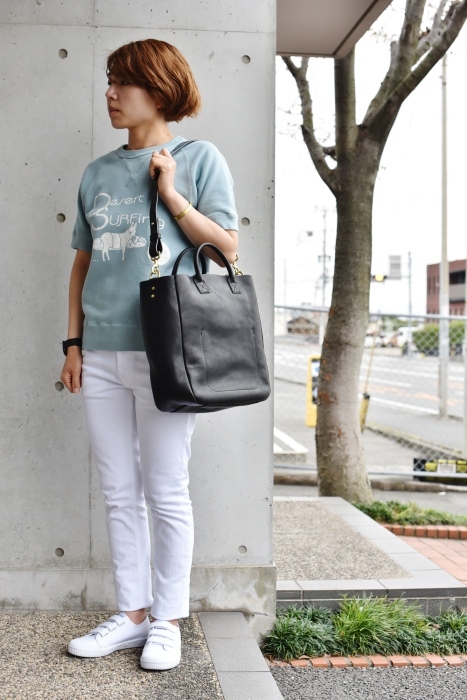 SLOW ･･･ FUNNY BAG　＆　2WAY TOTE　　LEATHER BAG の極み★★_d0152280_03350311.jpg
