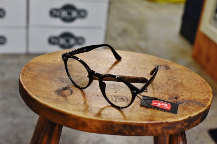 POP でCasual な感じの「RayBan」 ROUND ACETATE (某メーカー・別注)_d0152280_14144247.jpg
