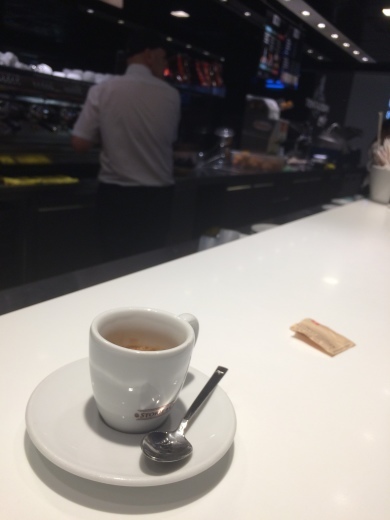 italia のカフェ文化_a0129711_18523680.jpg