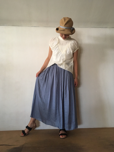 人気スカート 再び!_e0357389_16464013.jpg