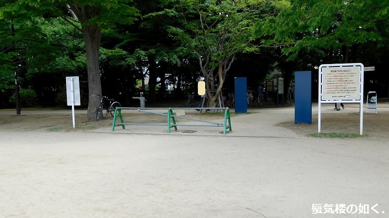 「月がきれい」舞台探訪001 三鷹市その1・学校と練習場(1話,3話,5話)_e0304702_07385012.jpg
