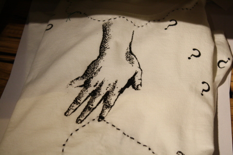 Tシャツ+α 展 夢の話 EMA E を着る_a0260022_14471195.jpg