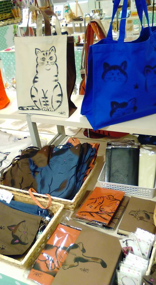 東急ハンズ梅田店『パンダと猫の雑貨展』猫作品たっぷりご紹介_d0322493_23521234.jpg