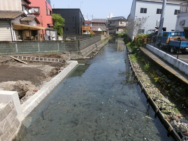 富士市の清流・田宿川の新しい親水護岸が完成！_f0141310_07315011.jpg