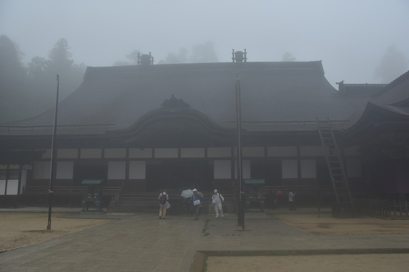 f0373120_928544.jpg