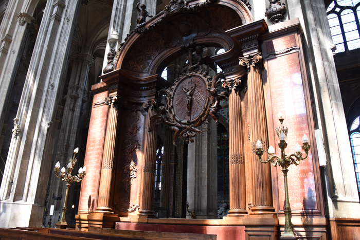 ヨーロッパの教会が荘厳すぎて震える感動！パリの穴場の教会・サントゥスタッシュ教会写真_e0171573_0452646.jpg