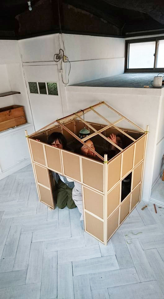 小屋の作り方〜女性ひとりで５分で組み立てOKな小屋DIY〜_c0224982_08364254.jpg