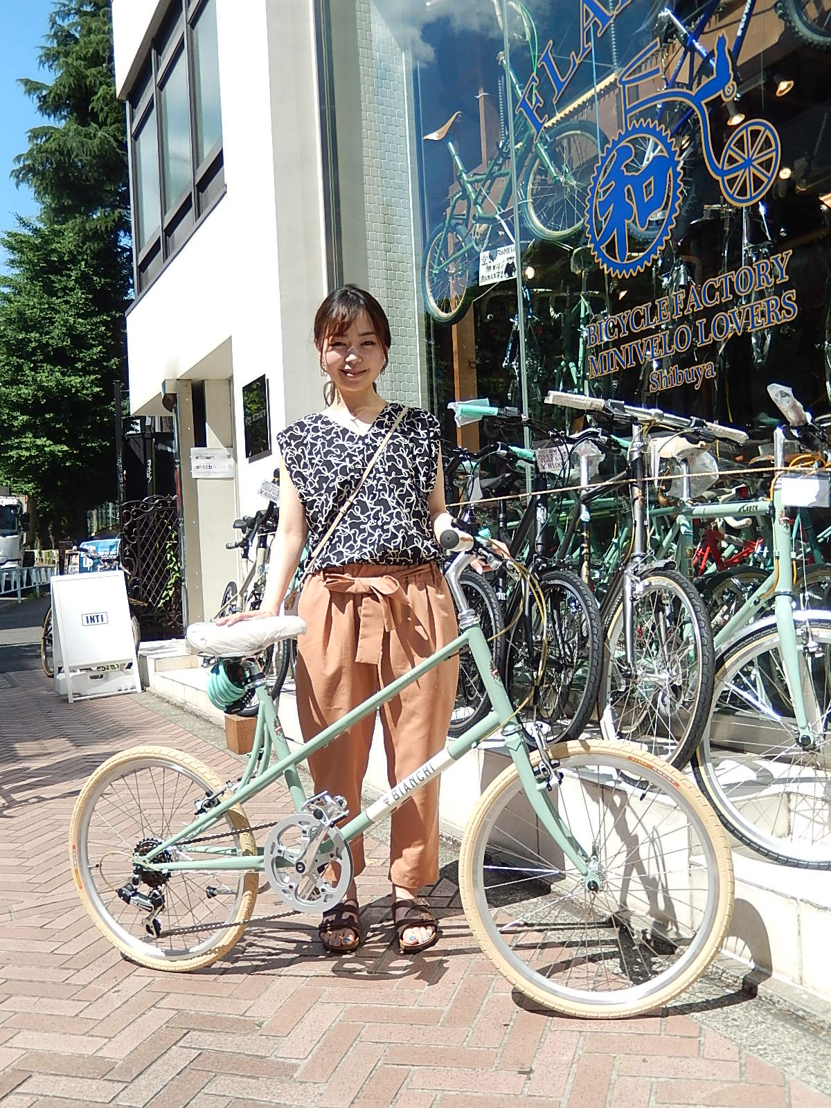 6月3日　渋谷　原宿　の自転車屋　FLAME bike前です_e0188759_19153035.jpg
