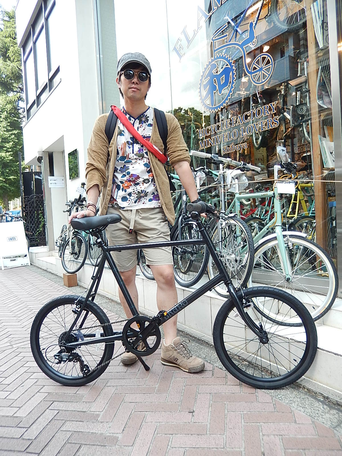 6月3日　渋谷　原宿　の自転車屋　FLAME bike前です_e0188759_19191015.jpg