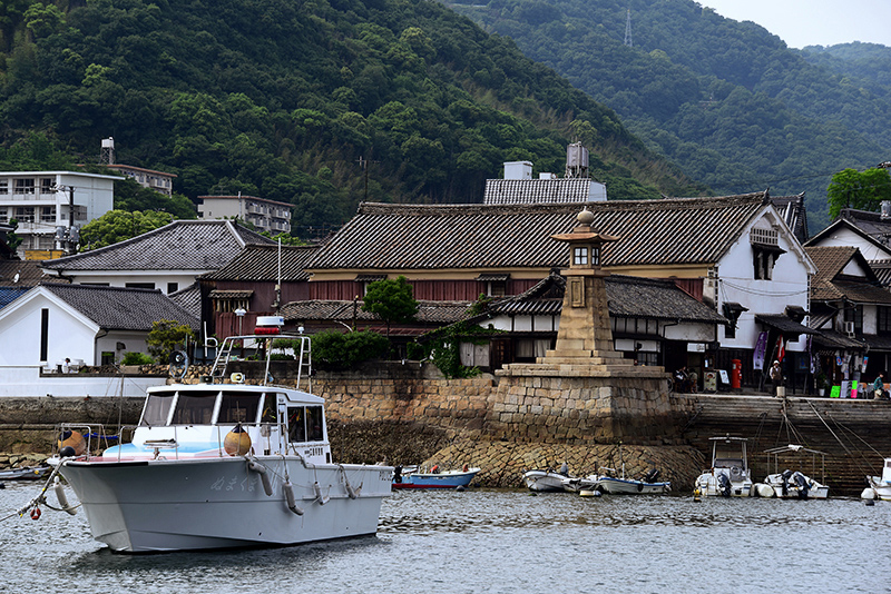 鞆の浦　常夜燈_c0317868_17013172.jpg