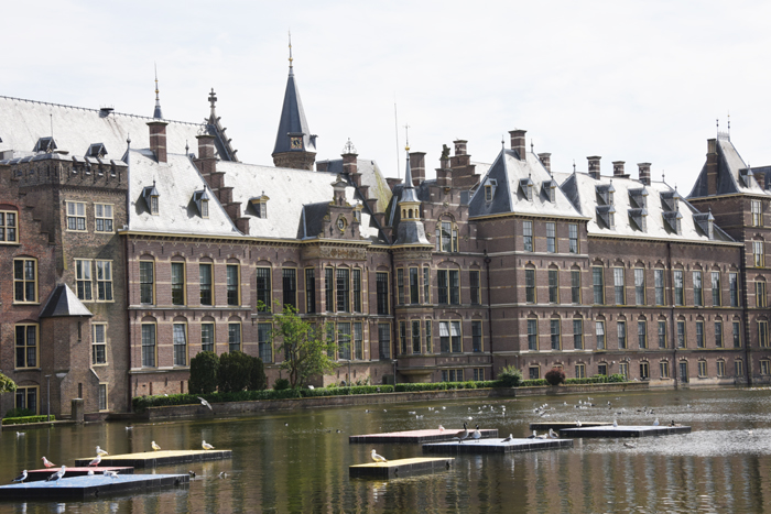 ぜひ訪れたい！オランダ・デンハーグ・ビネンホフ写真　Binnenhof photo_e0171573_206630.jpg