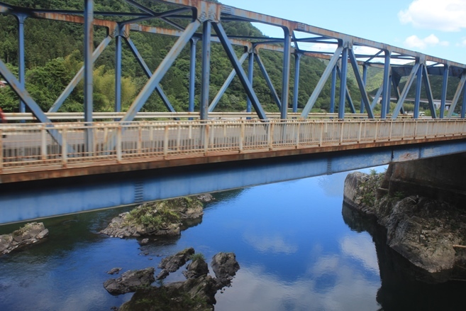 e0239458_21054097.jpg