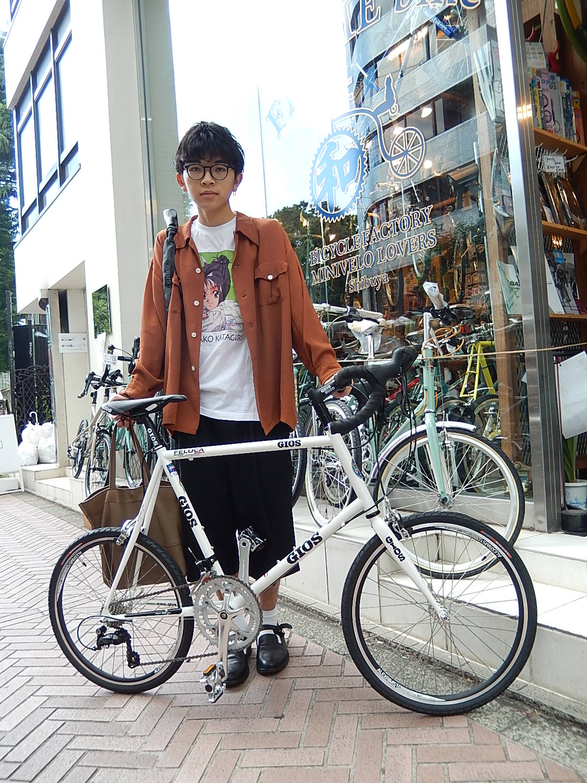 6月4日 渋谷 原宿 の自転車屋 FLAME bike前です_e0188759_19164468.jpg