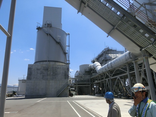 相当のレベルの公害対策を実施　　鈴川エネルギーセンター石炭火力発電所_f0141310_07021602.jpg