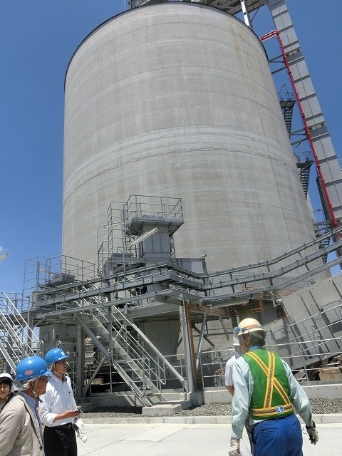 相当のレベルの公害対策を実施　　鈴川エネルギーセンター石炭火力発電所_f0141310_07025787.jpg