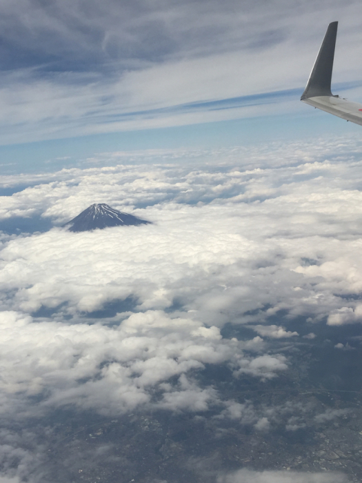 大阪へ〜羽田から関空、空の旅_d0152261_15533327.jpg