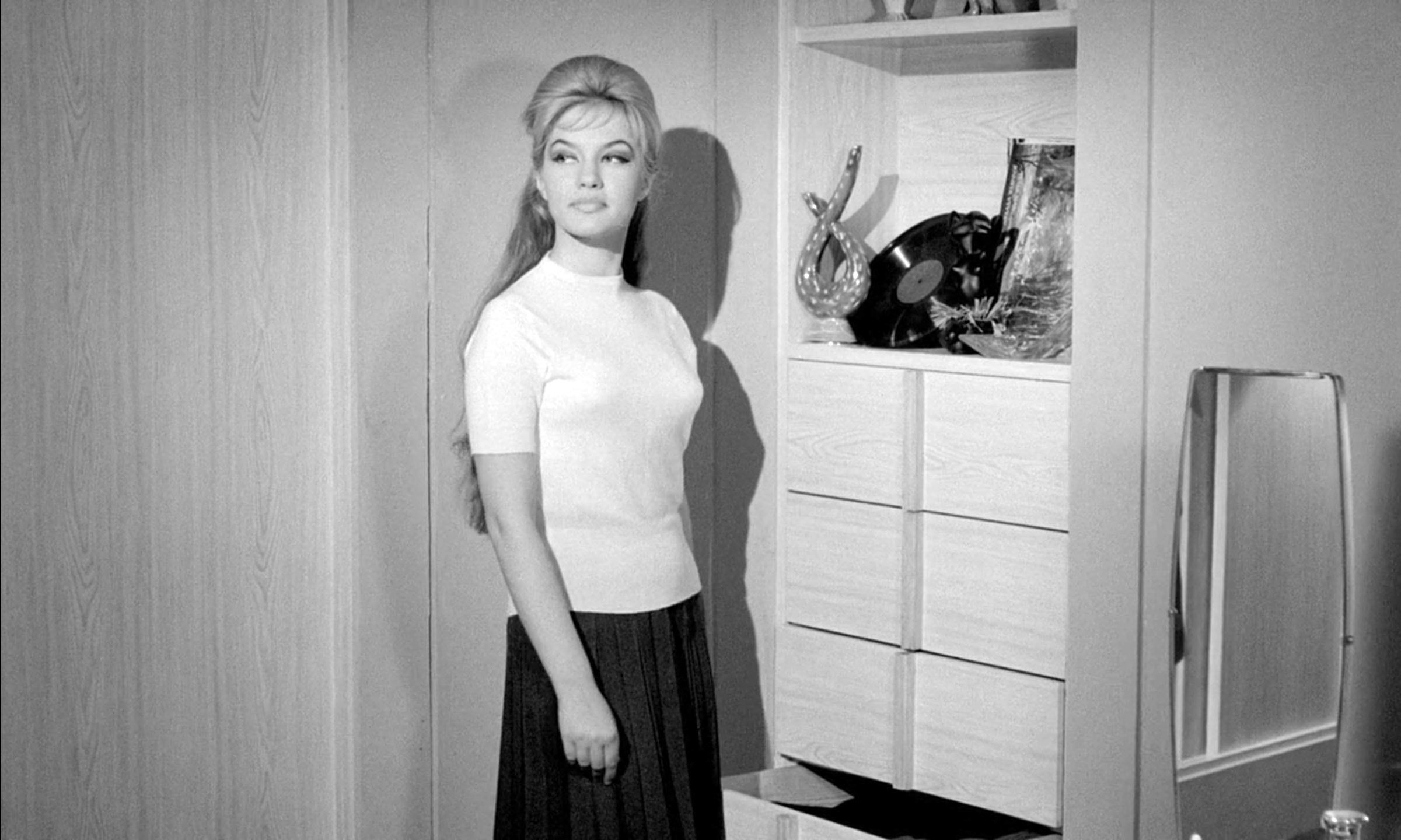 ギリアン・ヒルズ（Gillian Hills）「狂っちゃいねえぜ（BEAT GIRL）」（1960）…取り敢えずの壱_e0042361_16211204.jpg