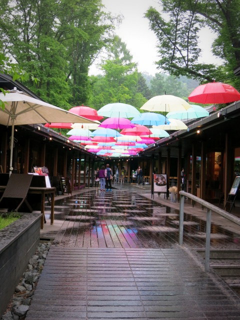 f0236260_22565750.jpg