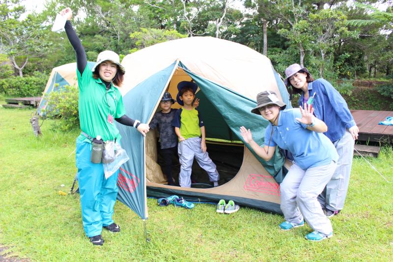 森の親子キャンプ〔１日目〕秋晴れのいい天気！親子で山の上のキャンプ場へ出発です。_d0363878_18523535.jpg