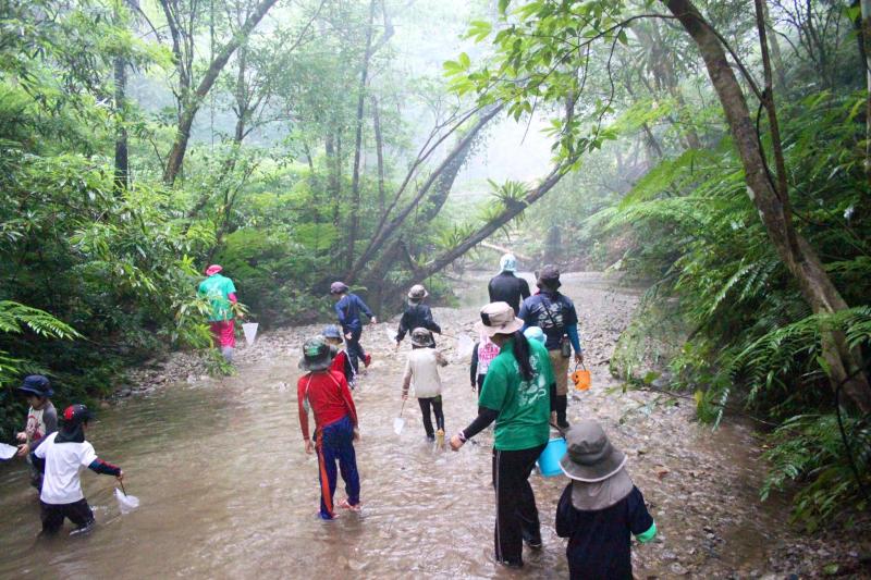 レポート◆山小屋キャンプ・写真集〔２日目〕雨でも楽しかった山小屋探検！（6/15）_d0363878_21214717.jpg