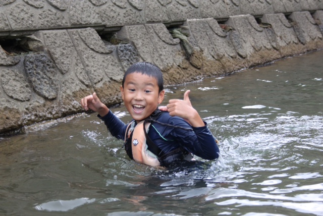 レポート◆わんぱく冒険学校Ｃ〔１日目〕ベスト写真集・気持ちよかった川から海！（8/22）_d0363878_21423215.jpg