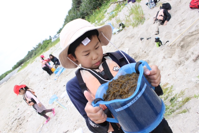 レポート◆GWネコキッズキャンプ～１日目～思いっきり楽しんだ海遊び！_d0363878_21580380.jpg