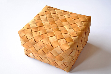 白樺のBOXとウォールバスケット_c0215933_1559970.jpg