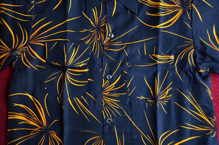 アナクロノームの花火柄。 : DAKOTAのオーナー日記「ノリログ」