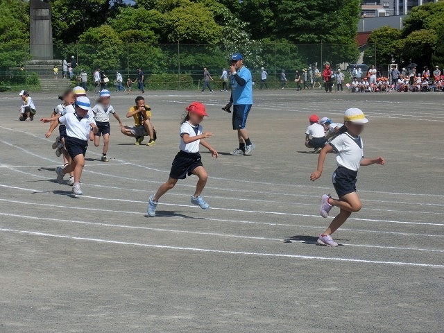 夏が近づいてきた! 今泉小の運動会と吉原二中のプール掃除_f0141310_08420233.jpg