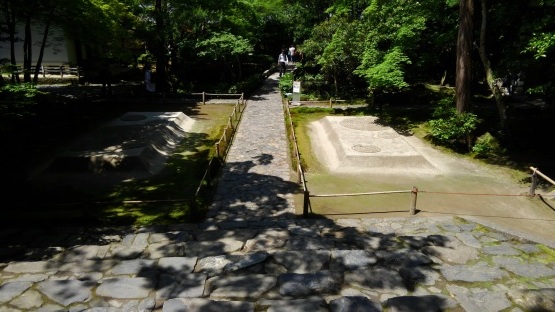 e0347618_18063932.jpg