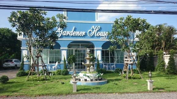 155日目・Cafe「Gardener House」_f0375783_21040201.jpg