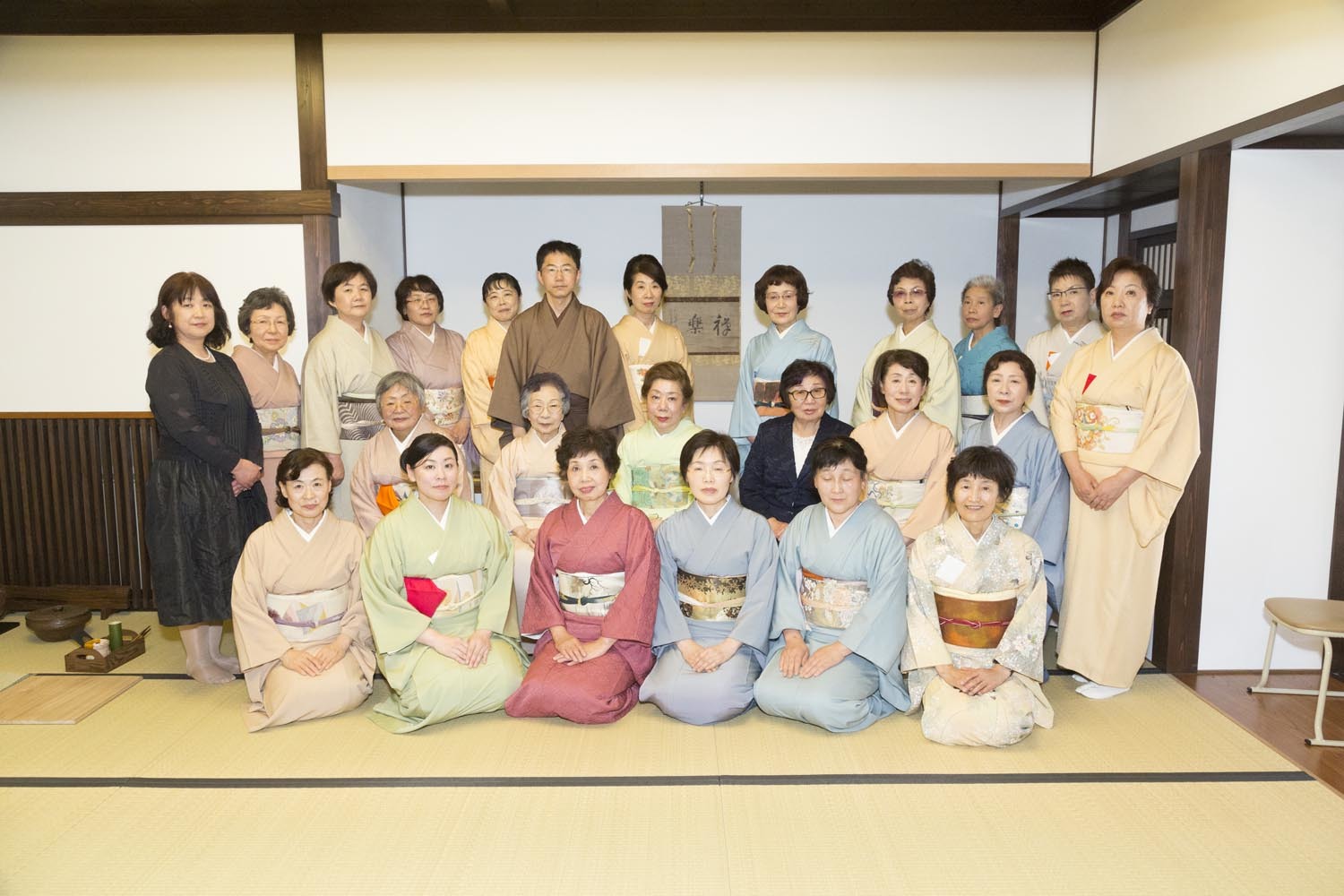 2017年5月20日 認証30周年記念チャリティ茶会_c0185796_20235692.jpg