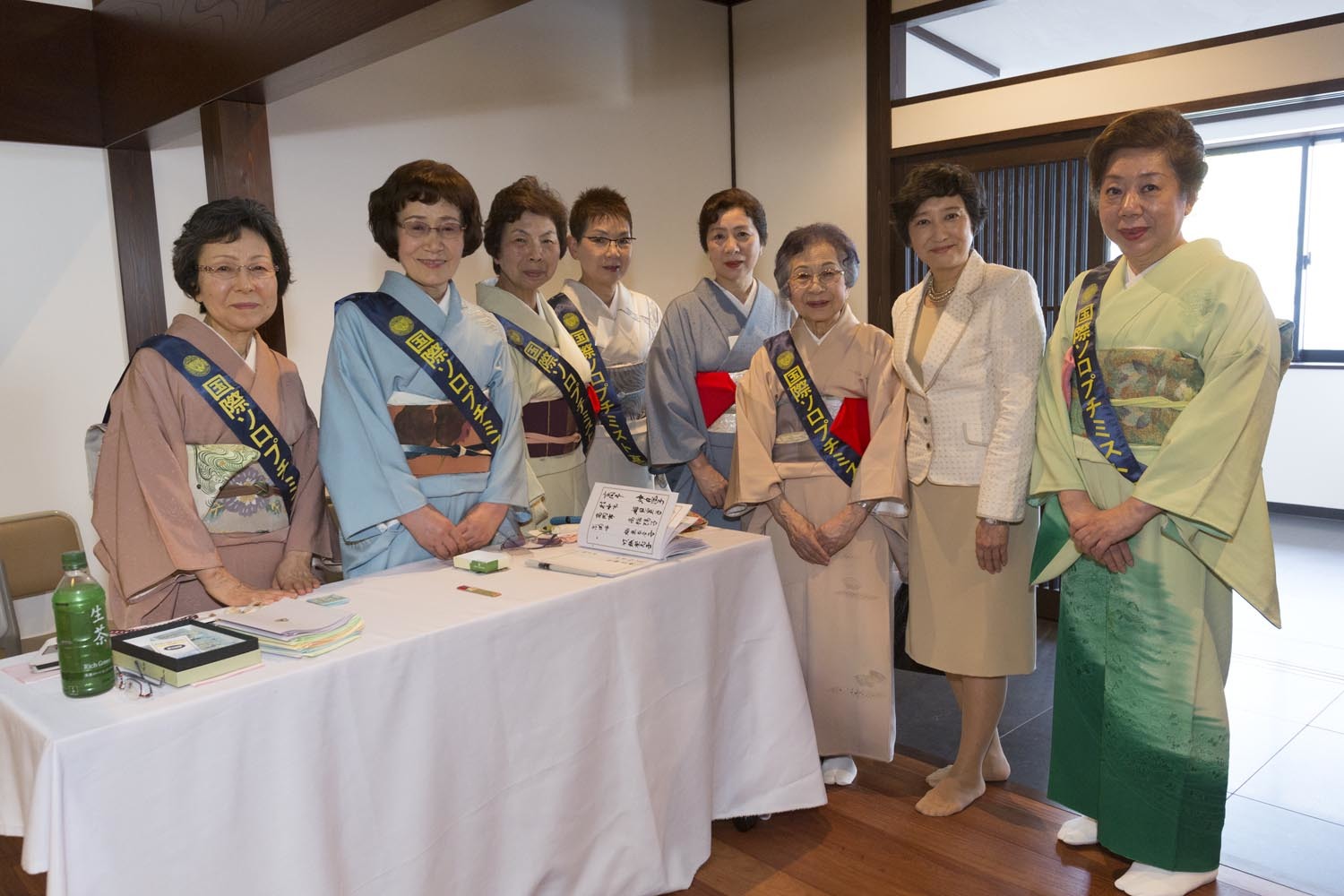 2017年5月20日 認証30周年記念チャリティ茶会_c0185796_20250443.jpg